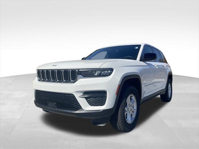 2025 Jeep Grand Cherokee GRAND CHEROKEE LAREDO 4X2 2025 Jeep Grand Cherokee GRAND CHEROKEE LAREDO 4X2