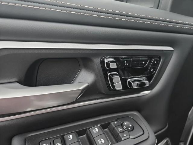2026 Ram 1500 Tungsten Crew Cab 4x4 5'7" Box