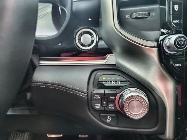 2026 Ram 1500 Tungsten Crew Cab 4x4 5'7" Box
