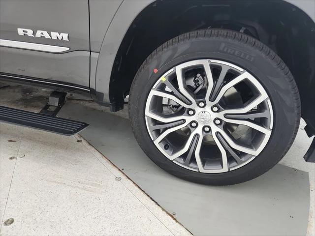 2026 Ram 1500 Tungsten Crew Cab 4x4 5'7" Box