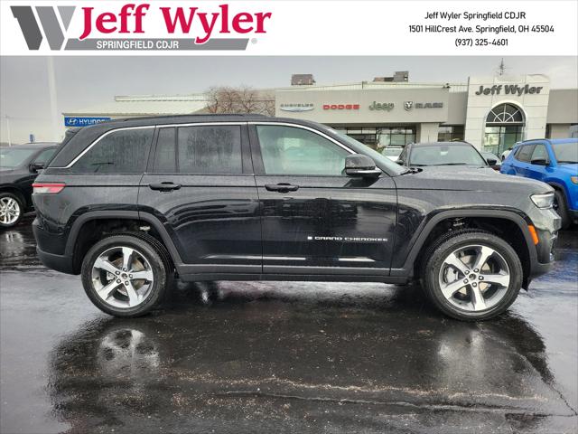 2025 Jeep Grand Cherokee GRAND CHEROKEE LIMITED 4X4