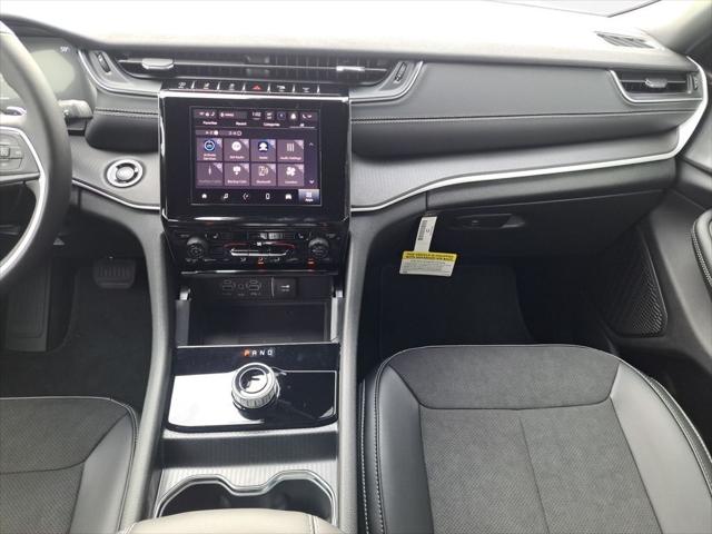 2025 Jeep Grand Cherokee GRAND CHEROKEE ALTITUDE X 4X2