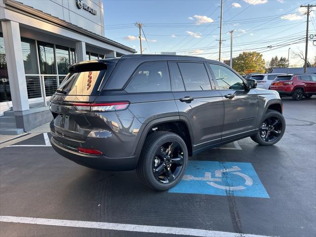 2025 Jeep Grand Cherokee GRAND CHEROKEE ALTITUDE X 4X4