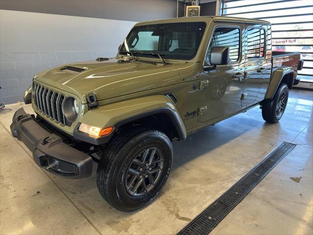 2026 Jeep Gladiator GLADIATOR SPORT S 4X4 2026 Jeep Gladiator GLADIATOR SPORT S 4X4