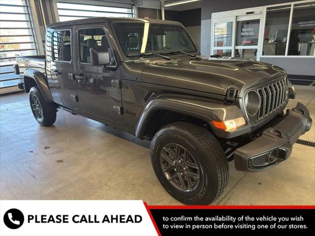 2026 Jeep Gladiator GLADIATOR SPORT S 4X4 2026 Jeep Gladiator GLADIATOR SPORT S 4X4