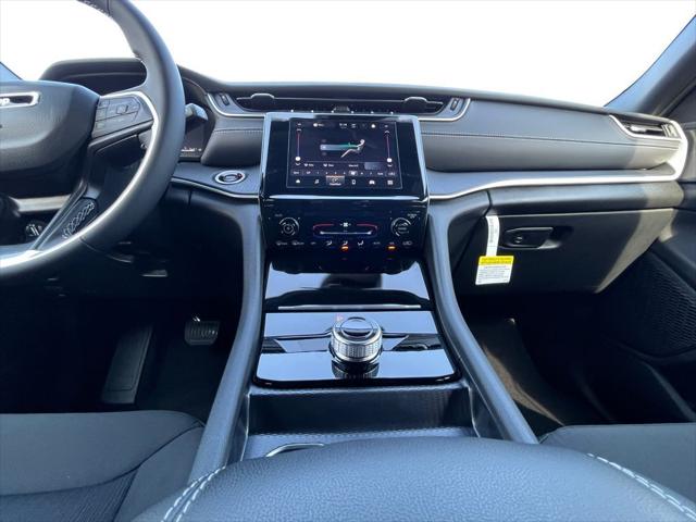 2025 Jeep Grand Cherokee GRAND CHEROKEE LAREDO X 4X2 2025 Jeep Grand Cherokee GRAND CHEROKEE LAREDO X 4X2