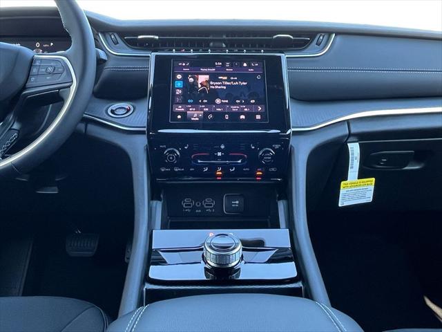 2025 Jeep Grand Cherokee GRAND CHEROKEE LAREDO X 4X2 2025 Jeep Grand Cherokee GRAND CHEROKEE LAREDO X 4X2