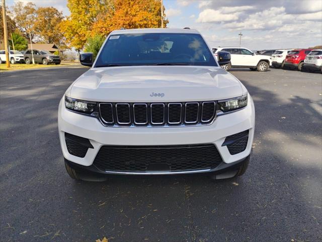 2025 Jeep Grand Cherokee GRAND CHEROKEE LAREDO X 4X4 2025 Jeep Grand Cherokee GRAND CHEROKEE LAREDO X 4X4