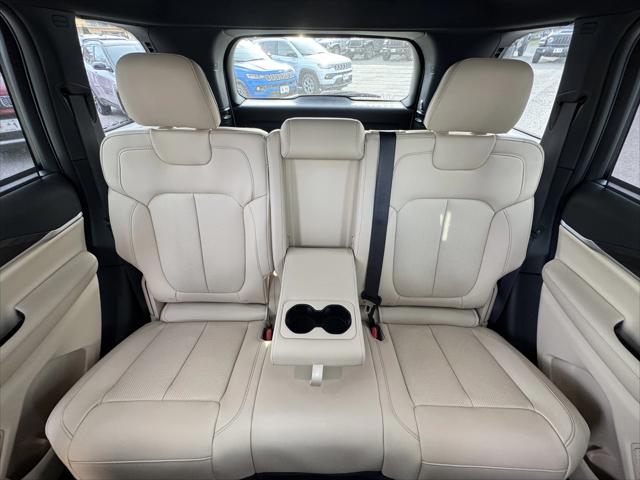 2025 Jeep Grand Cherokee Limited 4x4