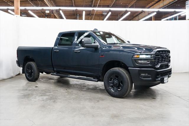 2026 RAM Ram 3500 RAM 3500 TRADESMAN CREW CAB 4X4 8 BOX