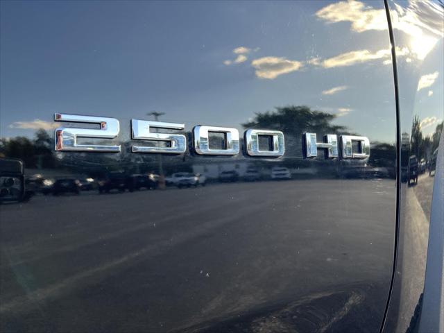 2023 Chevrolet Silverado 2500HD 4WD Crew Cab Standard Bed Custom 2023 Chevrolet Silverado 2500HD 4WD Crew Cab Standard Bed Custom