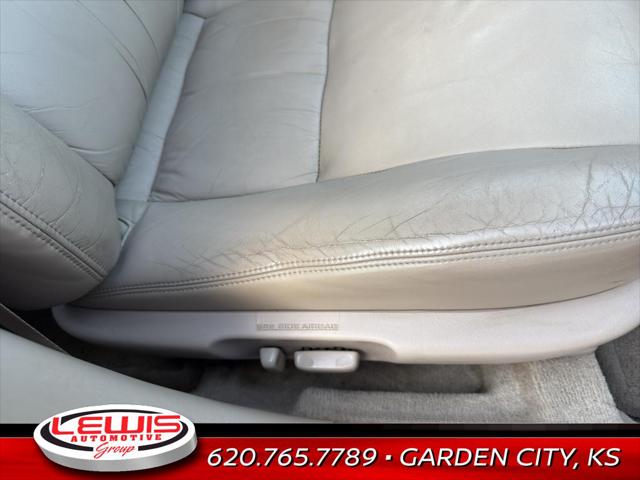 2000 Lexus ES 300 Base