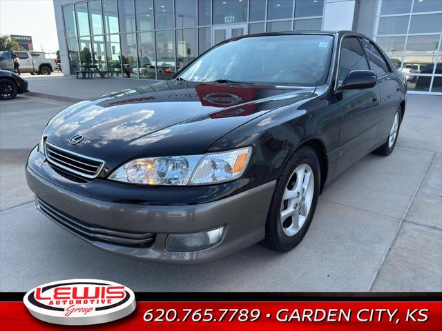 2000 Lexus ES 300 Base