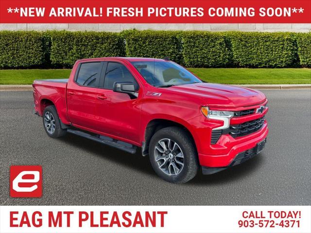 2022 Chevrolet Silverado 1500 4WD Crew Cab Short Bed RST