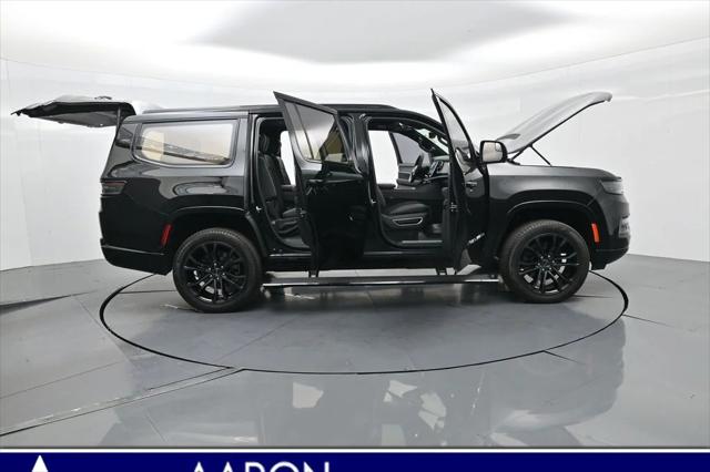 2023 Wagoneer Grand Wagoneer Obsidian 4x4 2023 Wagoneer Grand Wagoneer Obsidian 4x4