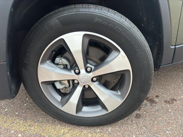 2020 Jeep Cherokee Limited 4X4 2020 Jeep Cherokee Limited 4X4