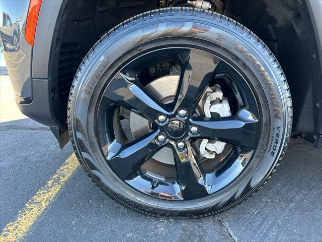 2025 Jeep Grand Cherokee L Limited 4x4 2025 Jeep Grand Cherokee L Limited 4x4