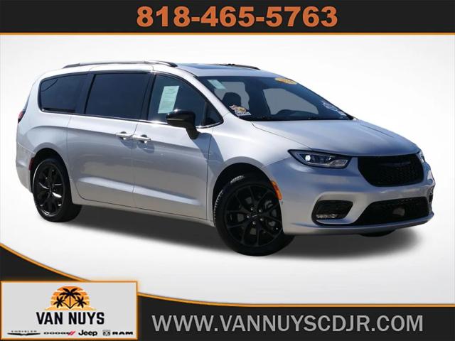2024 Chrysler Pacifica Limited AWD