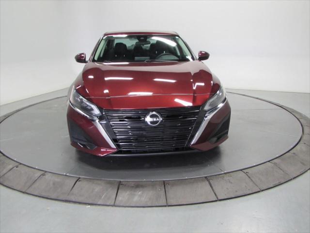 2023 Nissan Altima SV FWD