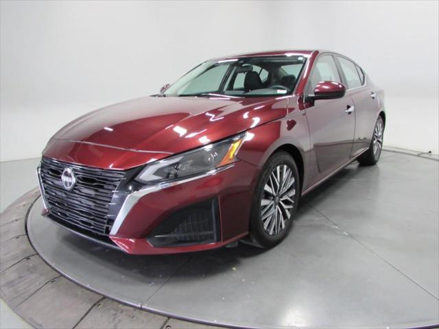 2023 Nissan Altima SV FWD