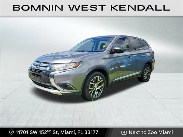 2018 Mitsubishi Outlander ES 2018 Mitsubishi Outlander ES