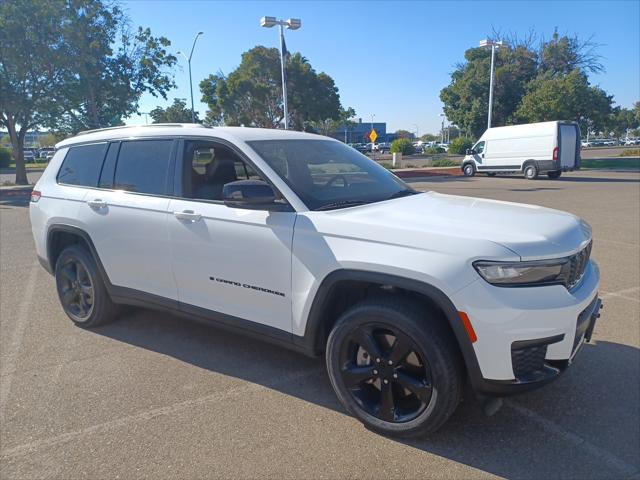 2023 Jeep Grand Cherokee L Altitude 4x4