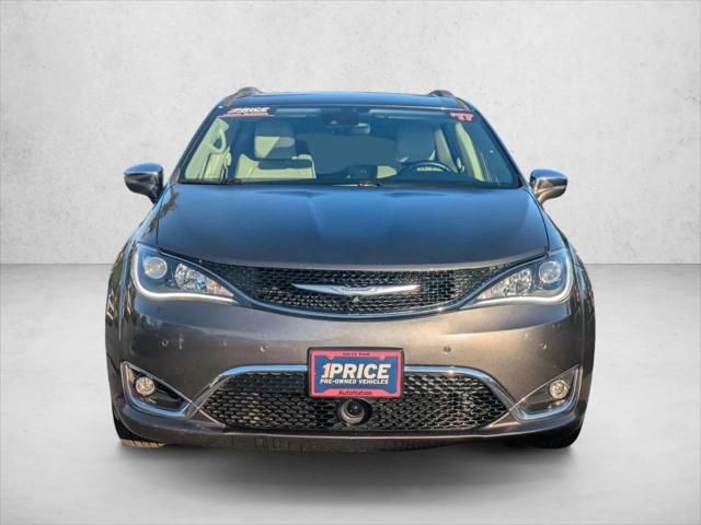 2017 Chrysler Pacifica Limited 2017 Chrysler Pacifica Limited