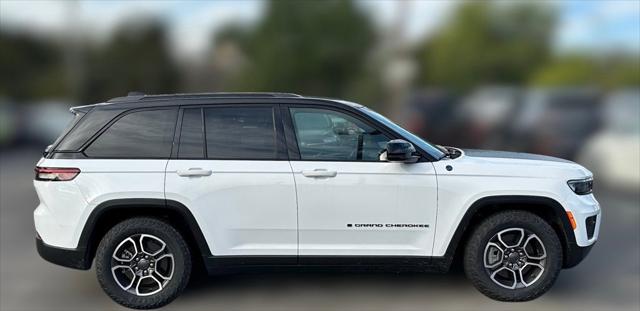 2023 Jeep Grand Cherokee 4xe Trailhawk