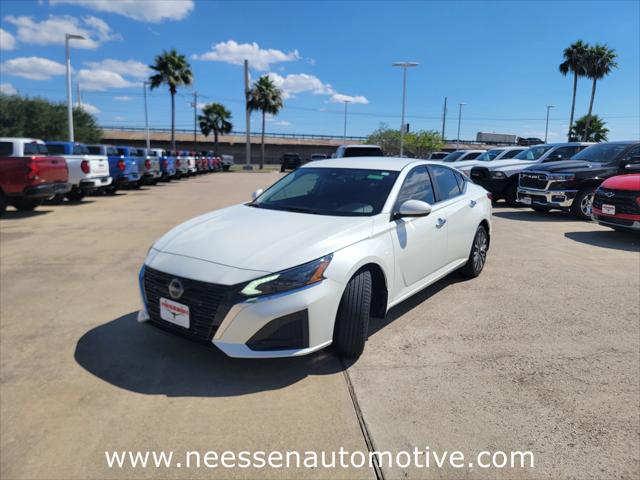 2023 Nissan Altima SV Intelligent AWD