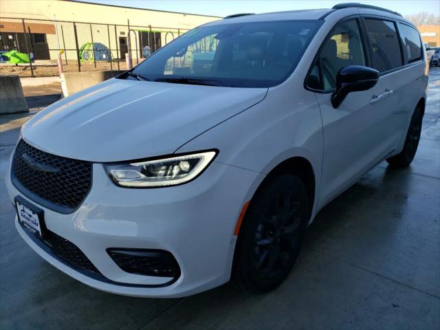 2026 Chrysler Pacifica PACIFICA LIMITED AWD