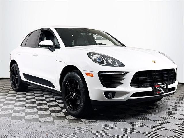 2017 Porsche Macan Base