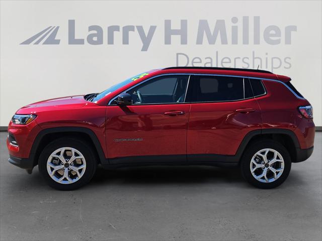 2025 Jeep Compass Latitude 4x4 2025 Jeep Compass Latitude 4x4