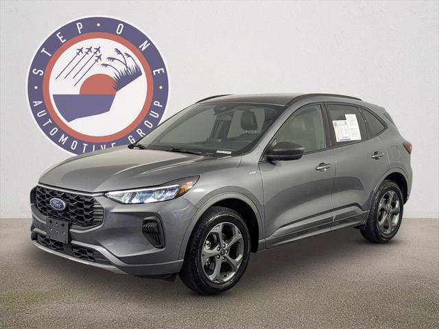 2024 Ford Escape ST-Line 2024 Ford Escape ST-Line