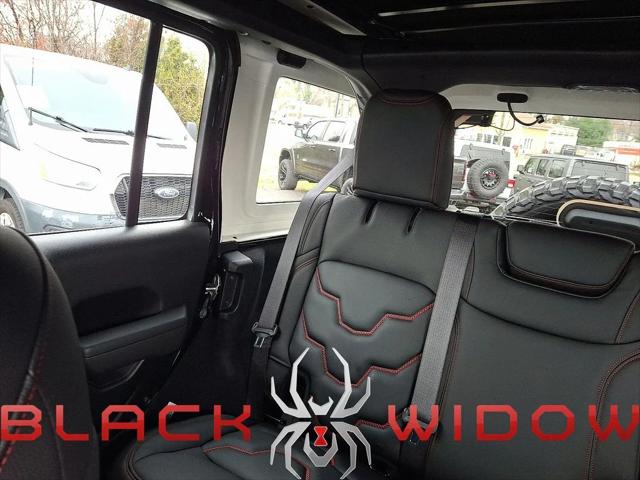2025 Jeep Wrangler 4-Door Willys 4x4