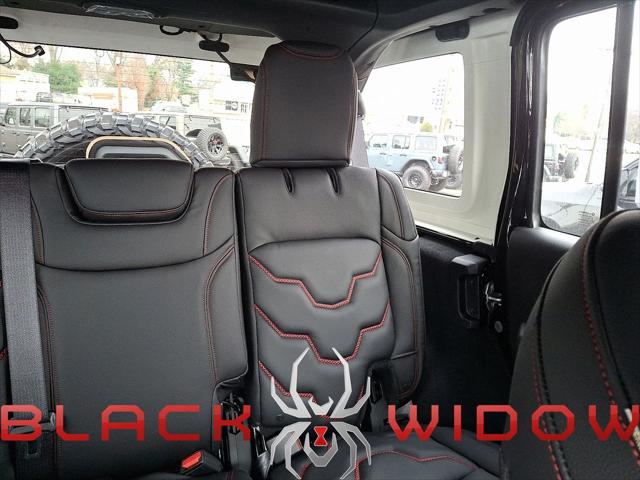 2025 Jeep Wrangler 4-Door Willys 4x4