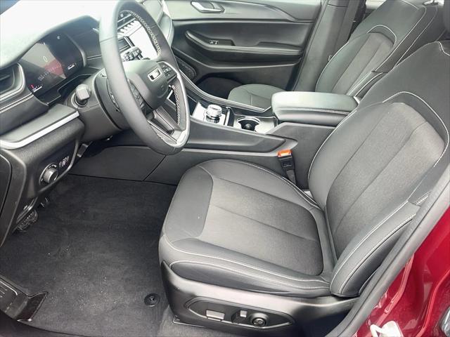 2024 Jeep Grand Cherokee L Laredo 4x4