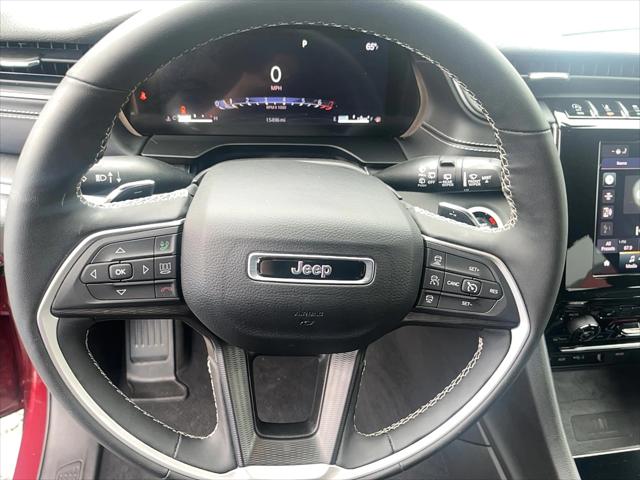 2024 Jeep Grand Cherokee L Laredo 4x4