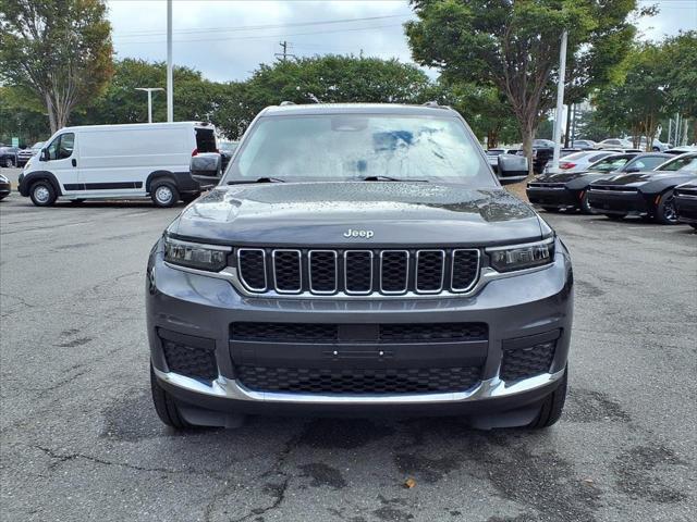 2022 Jeep Grand Cherokee L Laredo 4x2