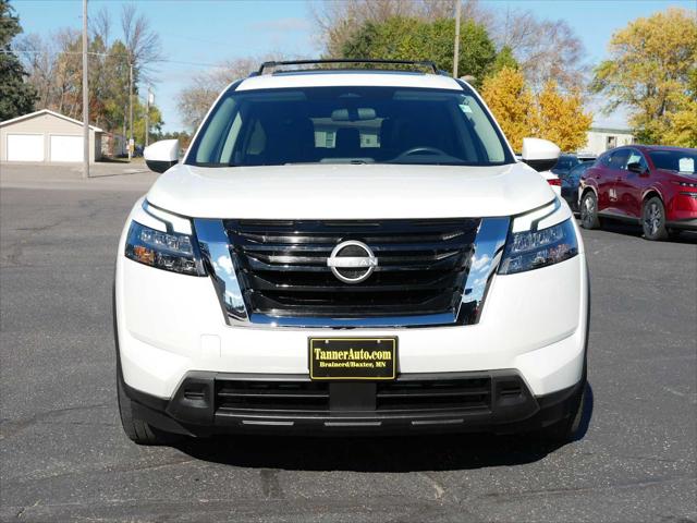 2023 Nissan Pathfinder SV 4WD 2023 Nissan Pathfinder SV 4WD