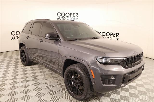 2022 Jeep Grand Cherokee Overland 4x2