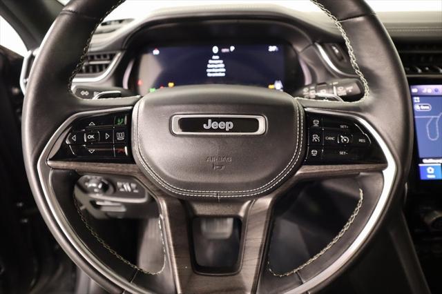 2022 Jeep Grand Cherokee Overland 4x2
