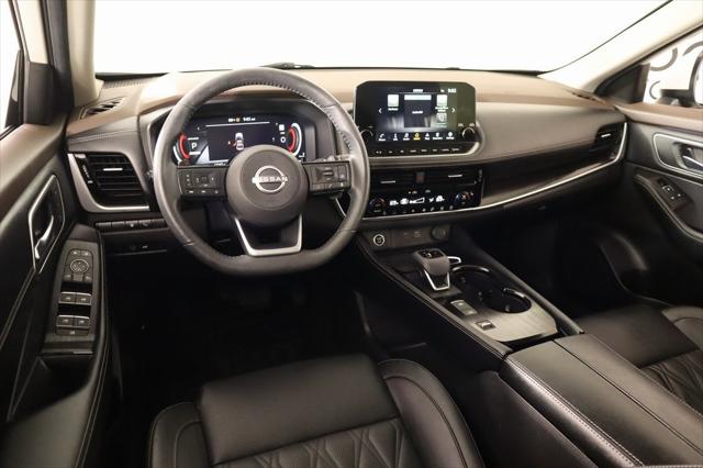 2023 Nissan Rogue Platinum FWD