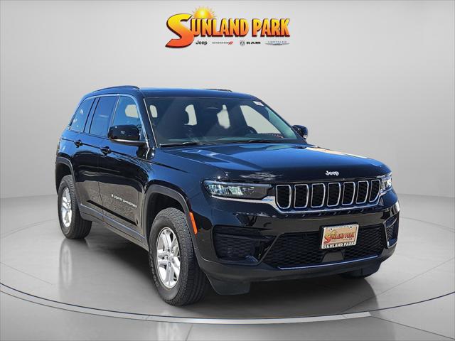2025 Jeep Grand Cherokee Laredo 4x2