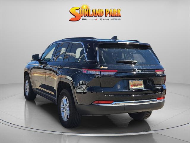 2025 Jeep Grand Cherokee Laredo 4x2