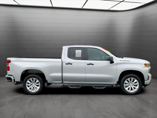 2021 Chevrolet Silverado 1500 4WD Double Cab Standard Bed Custom 2021 Chevrolet Silverado 1500 4WD Double Cab Standard Bed Custom