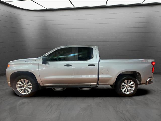 2021 Chevrolet Silverado 1500 4WD Double Cab Standard Bed Custom