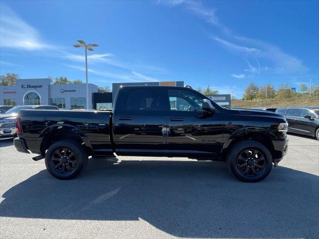 2020 RAM 3500 Laramie Crew Cab 4x4 64 Box 2020 RAM 3500 Laramie Crew Cab 4x4 64 Box