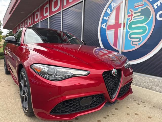 2022 Alfa Romeo Giulia Veloce AWD 2022 Alfa Romeo Giulia Veloce AWD