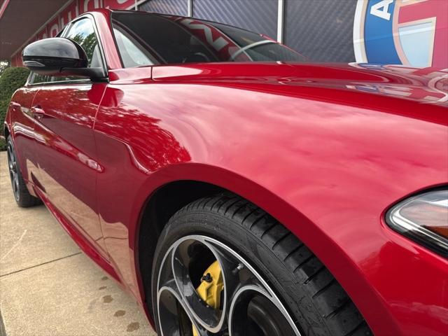 2022 Alfa Romeo Giulia Veloce AWD 2022 Alfa Romeo Giulia Veloce AWD