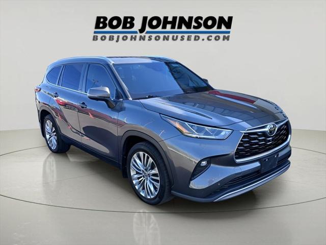 2023 Toyota Highlander Platinum